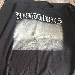Yeezy shirt men’s